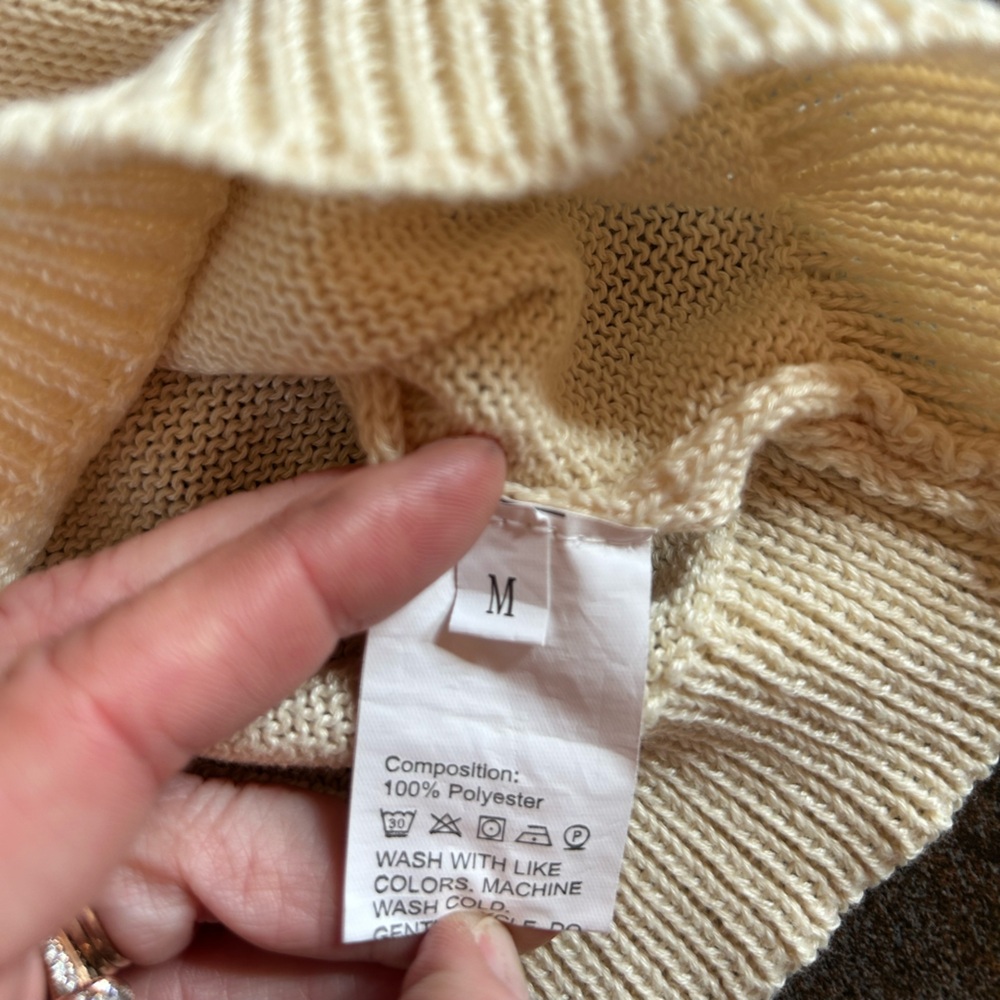 Limoncello Lemon Liqueur Halter Top Y2K Top Size Medium EUC Soft Yellow - Picture 5 of 7